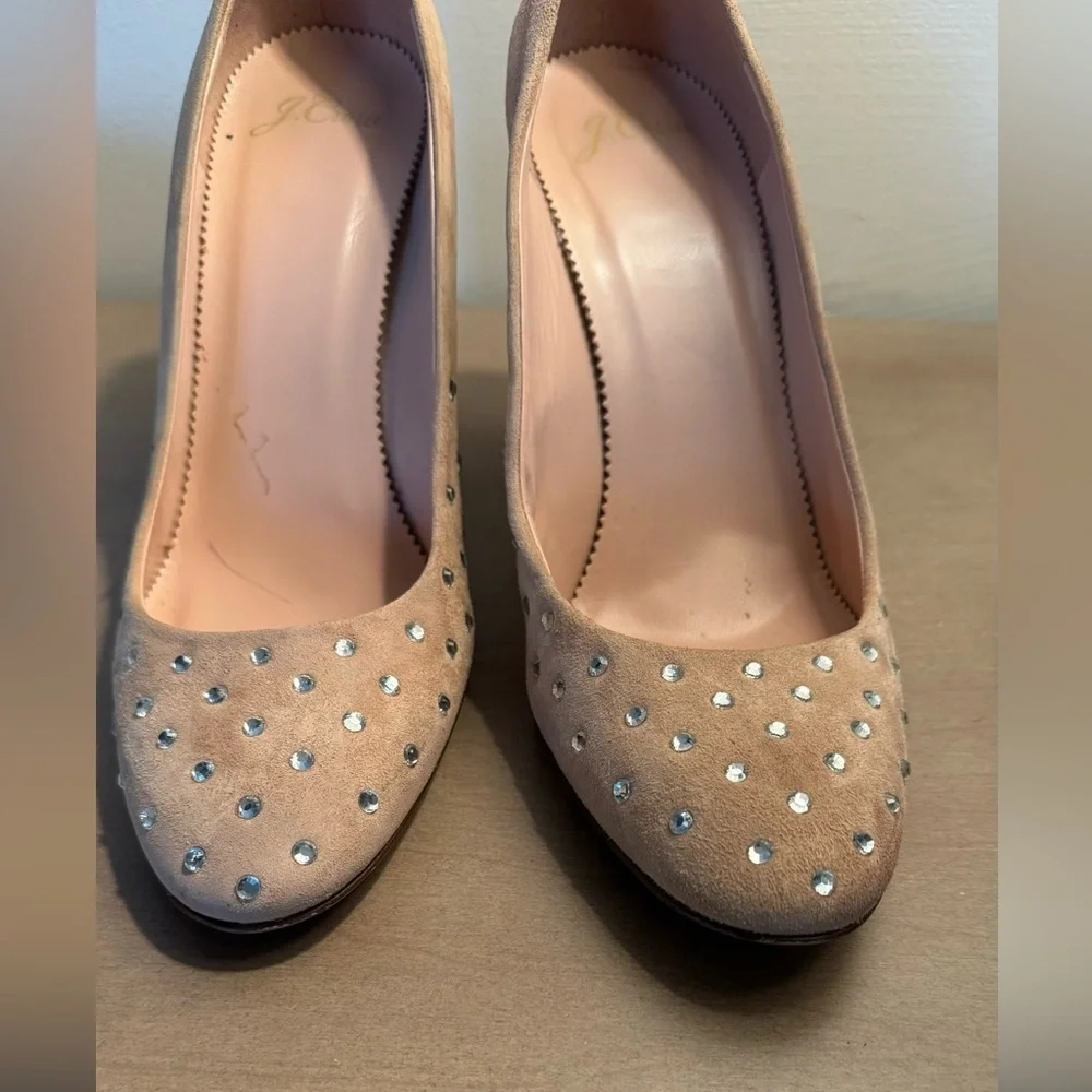 Elegant Tan Suede Heels with Studded Detail.